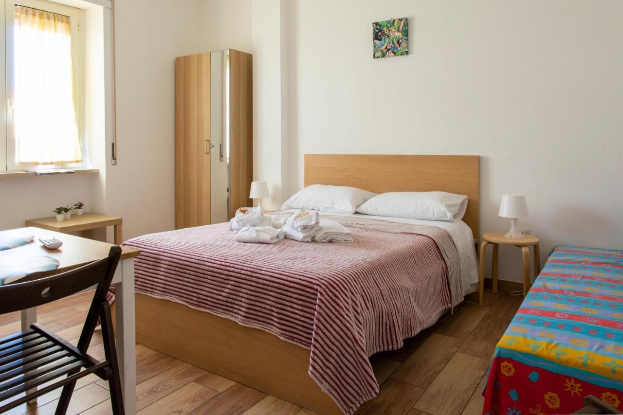 B&B Da Roberto Napoli Eksteriør bilde